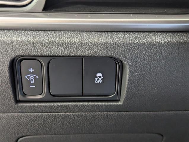new 2025 Kia Sorento car, priced at $38,495
