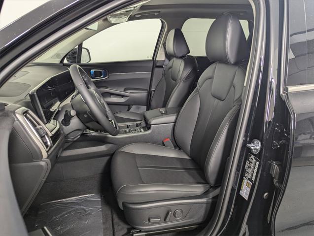 new 2025 Kia Sorento car, priced at $38,495