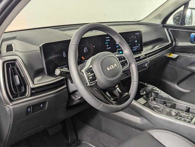 new 2025 Kia Sorento car, priced at $38,495