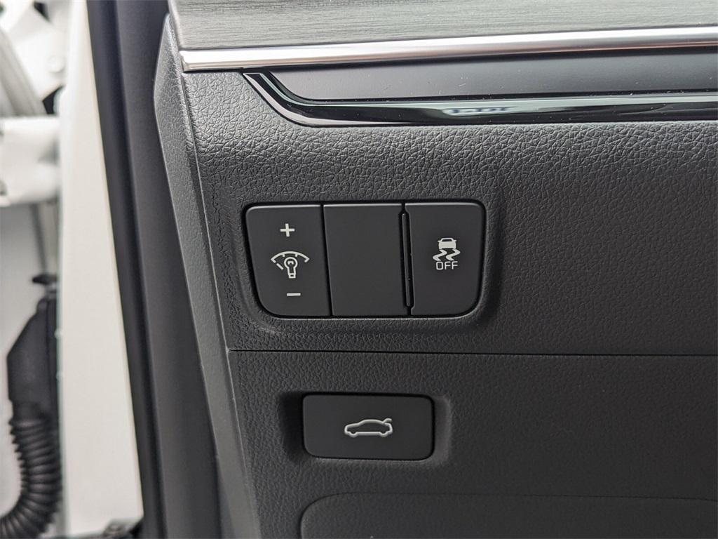 new 2025 Kia K5 car, priced at $34,500