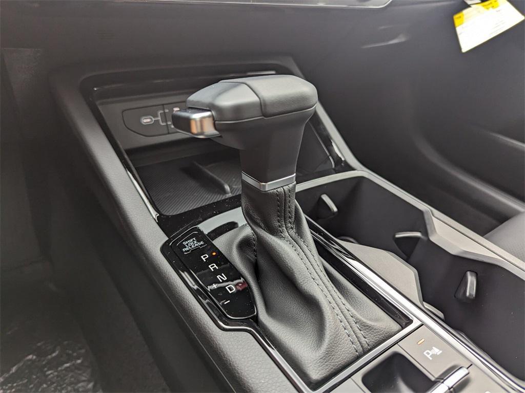 new 2025 Kia K5 car, priced at $34,500