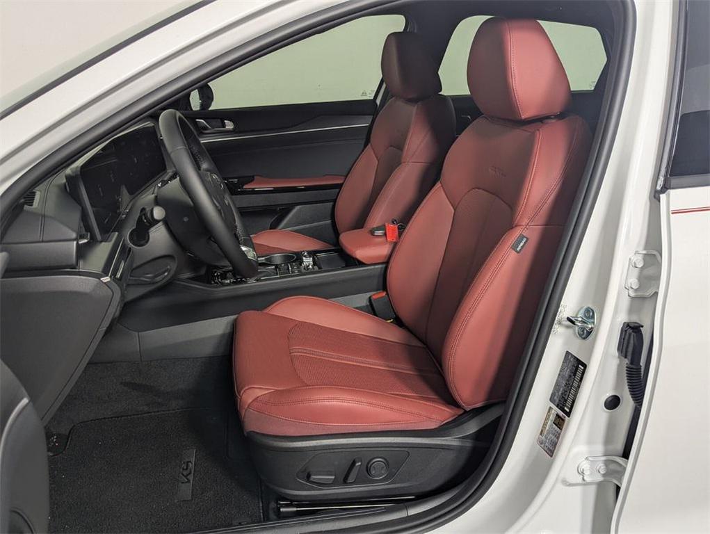 new 2026 Kia K5 car, priced at $32,514