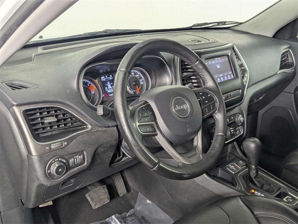 used 2019 Jeep Cherokee car, priced at $7,495