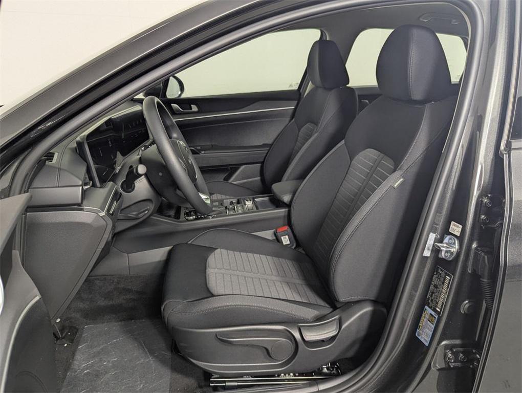 new 2025 Kia K5 car, priced at $27,979