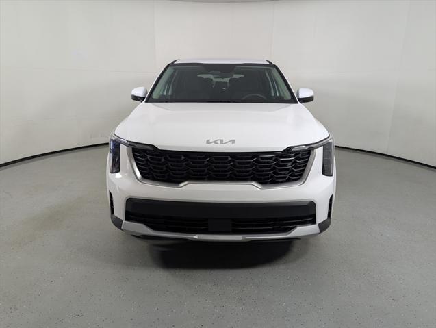 new 2025 Kia Sorento car, priced at $34,125