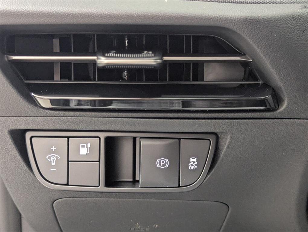 new 2025 Kia EV6 car, priced at $43,040