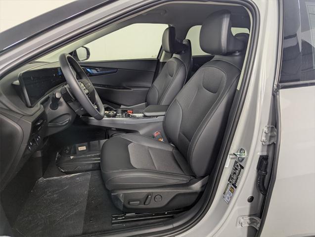 new 2025 Kia EV6 car, priced at $45,040