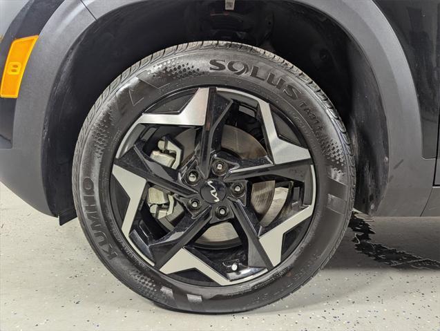 used 2025 Kia Seltos car, priced at $24,491