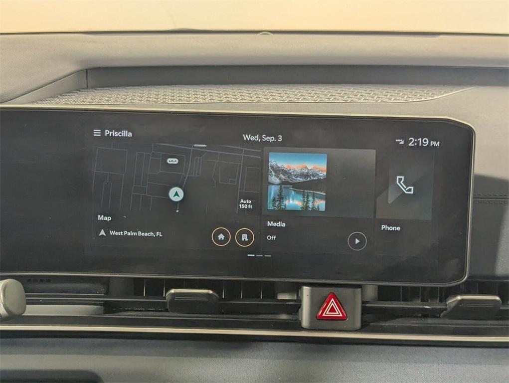 used 2025 Kia Carnival car, priced at $37,995