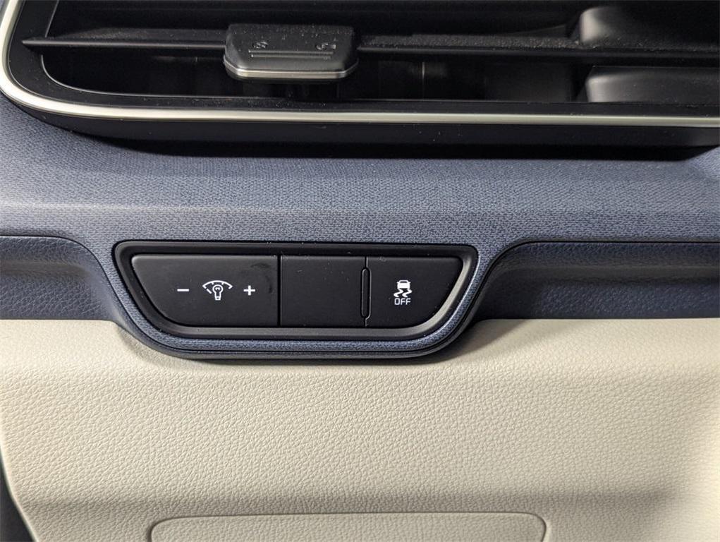 used 2025 Kia Carnival car, priced at $37,995