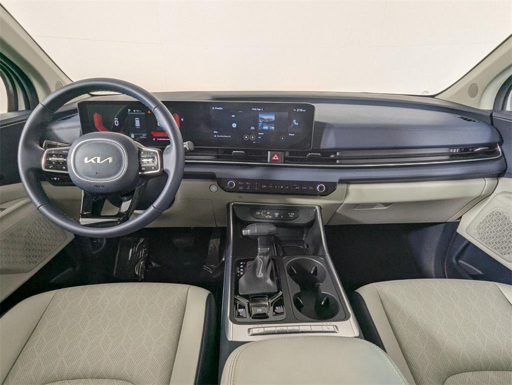 used 2025 Kia Carnival car, priced at $37,995