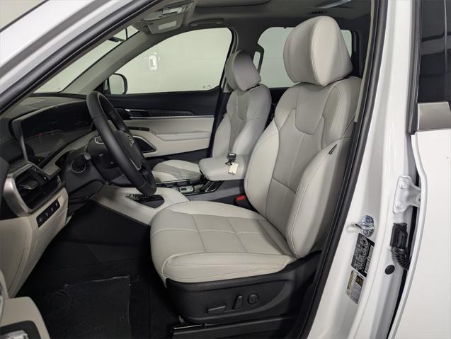 new 2025 Kia Telluride car, priced at $44,225