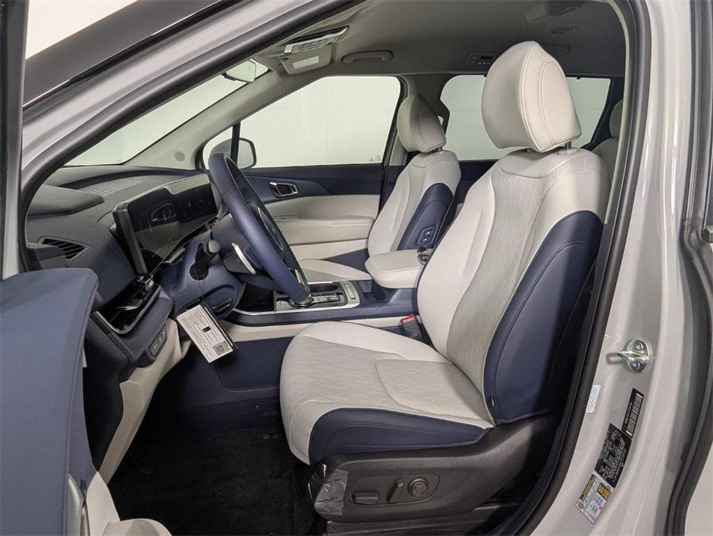 new 2026 Kia Carnival Hybrid car, priced at $43,572