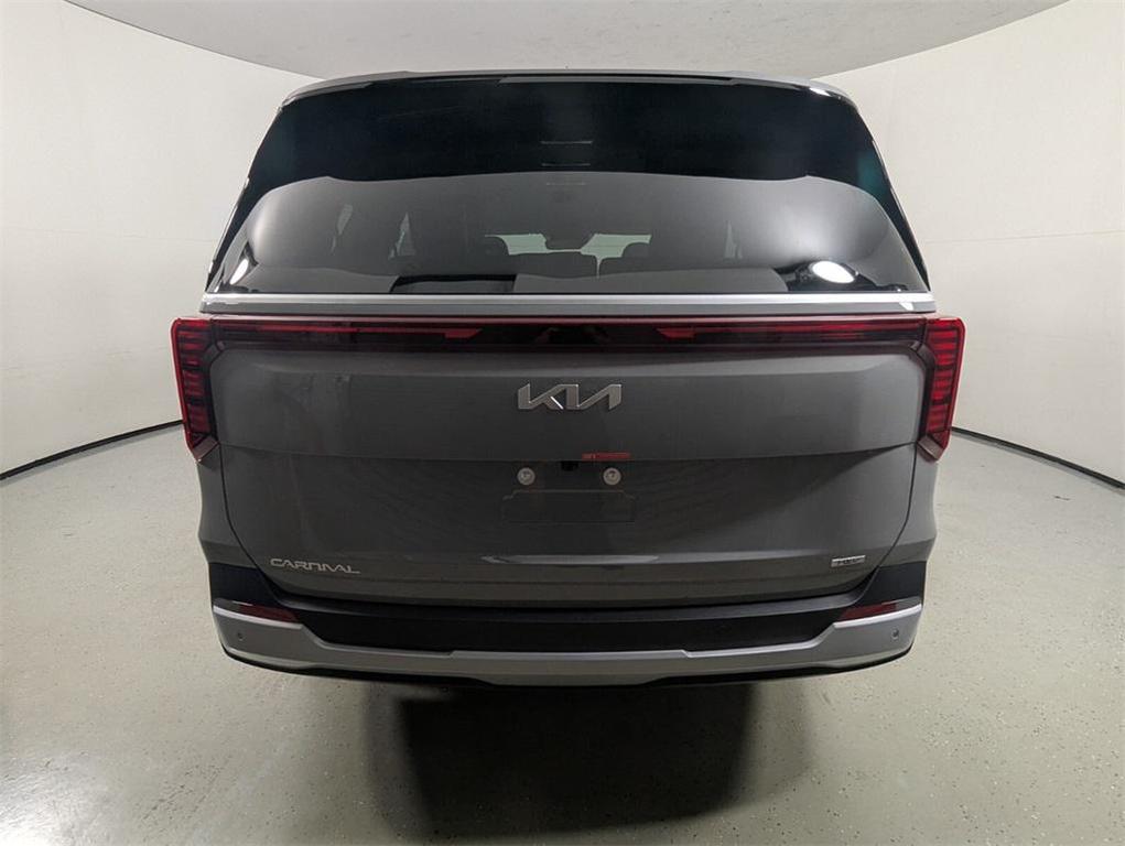 new 2026 Kia Carnival Hybrid car, priced at $43,572