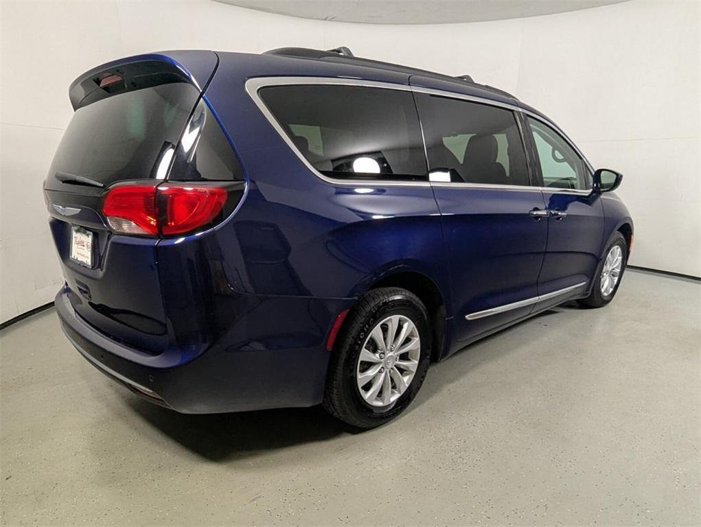 used 2017 Chrysler Pacifica car, priced at $9,900