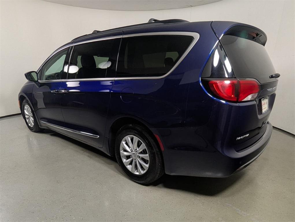 used 2017 Chrysler Pacifica car, priced at $9,900