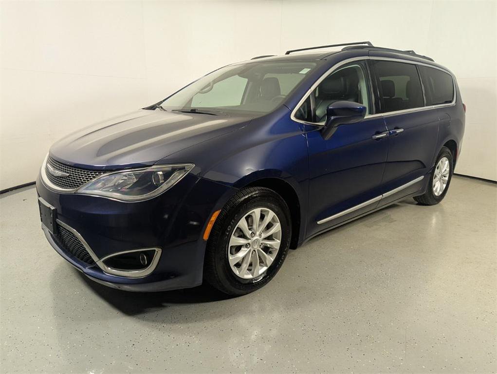 used 2017 Chrysler Pacifica car, priced at $9,900