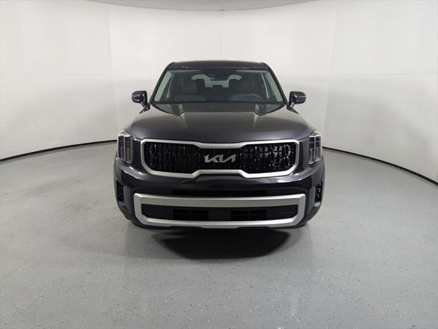 new 2025 Kia Telluride car, priced at $37,229