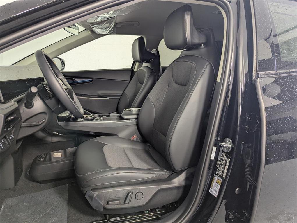 new 2025 Kia EV6 car, priced at $43,535