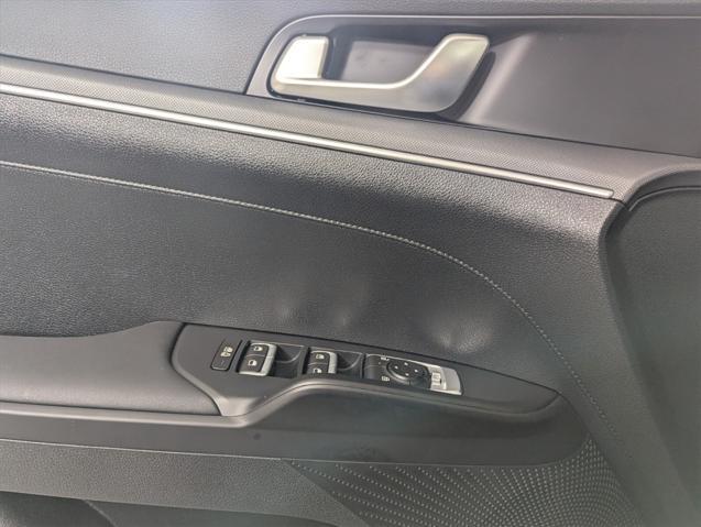new 2025 Kia K5 car, priced at $27,744