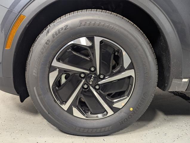 new 2025 Kia Sportage Hybrid car, priced at $31,105