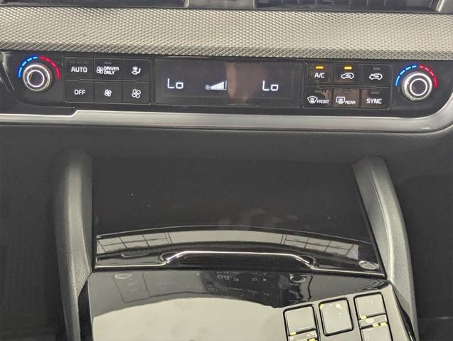 new 2025 Kia Sportage Hybrid car, priced at $31,105