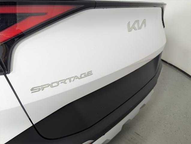 new 2025 Kia Sportage car, priced at $33,305