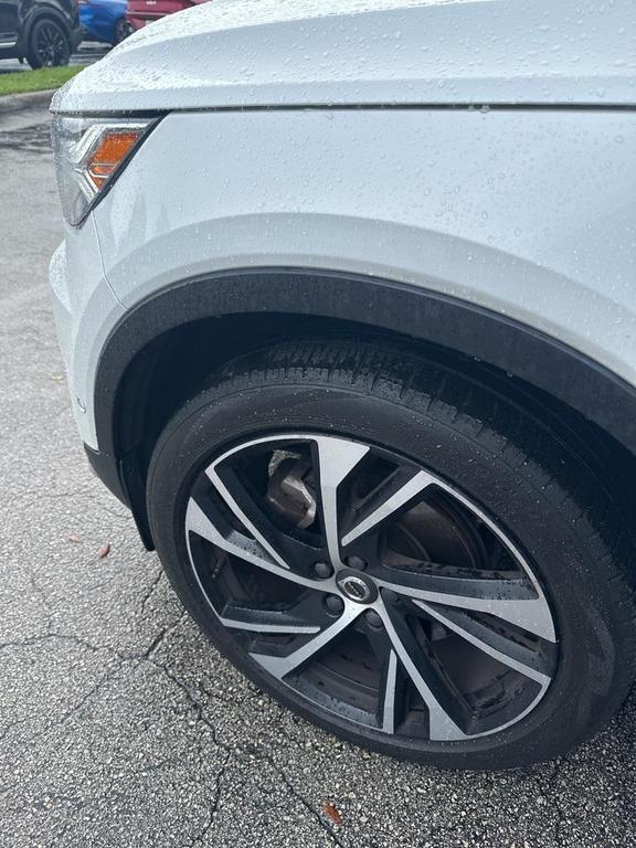 used 2019 Volvo XC40 car, priced at $19,995