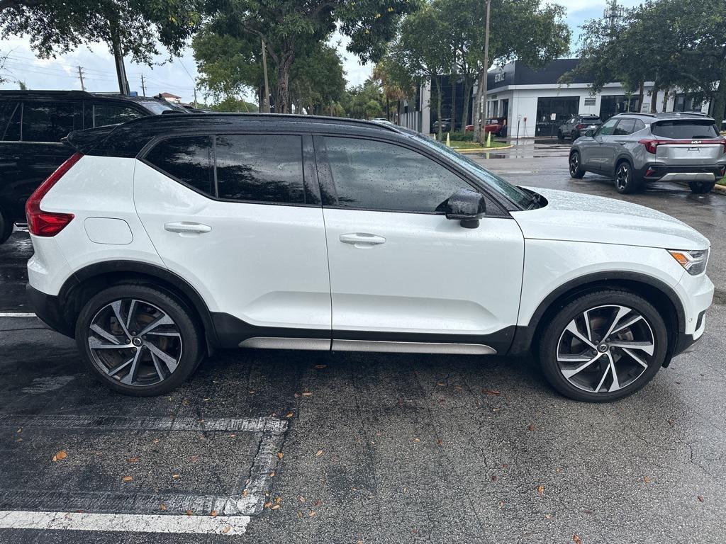 used 2019 Volvo XC40 car, priced at $19,995