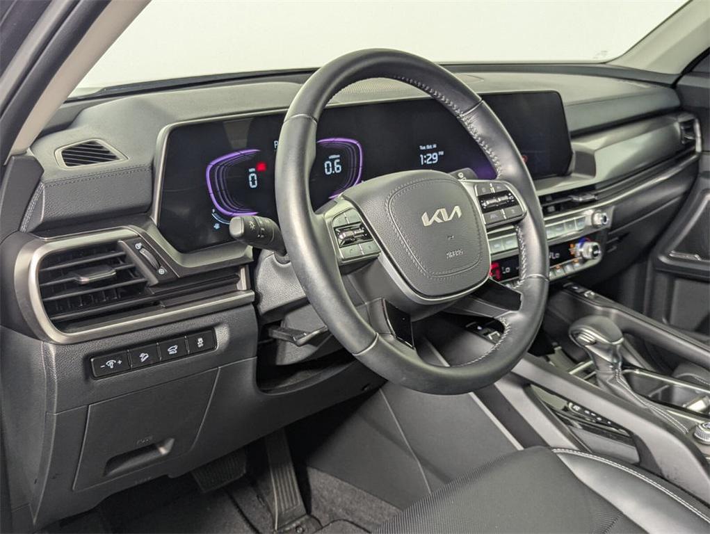 used 2025 Kia Telluride car, priced at $36,995