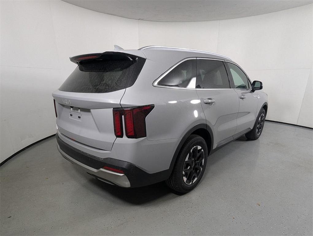 new 2025 Kia Sorento car, priced at $35,968