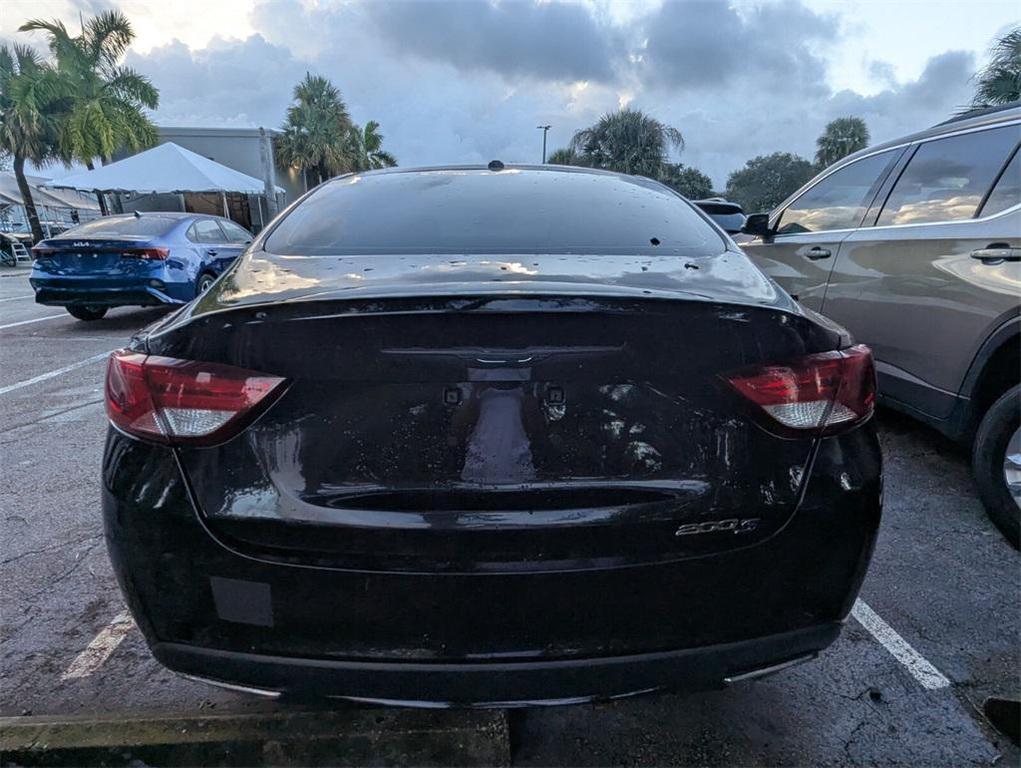 used 2015 Chrysler 200 car, priced at $5,995
