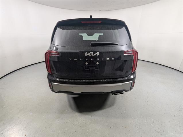 new 2025 Kia Telluride car, priced at $40,200