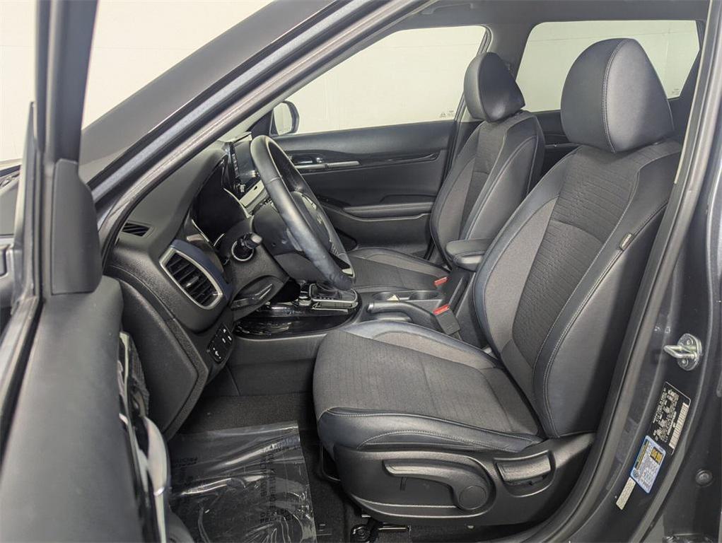 used 2023 Kia Seltos car, priced at $18,995
