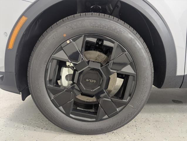 new 2026 Kia Sportage car, priced at $39,060