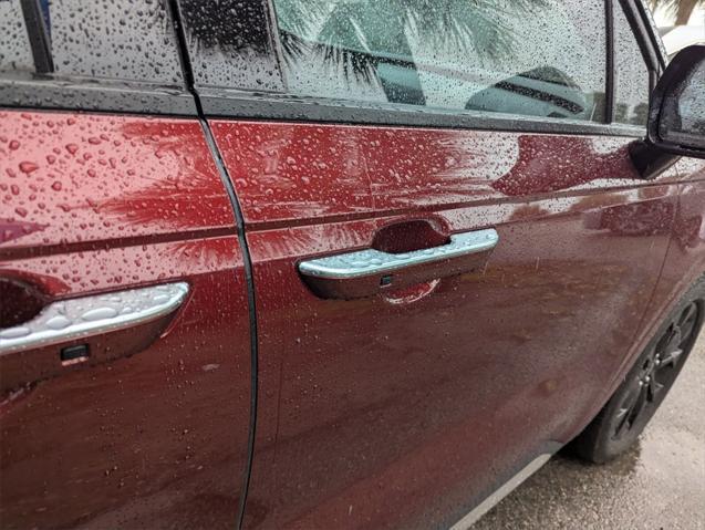 used 2023 Kia Carnival car, priced at $34,991