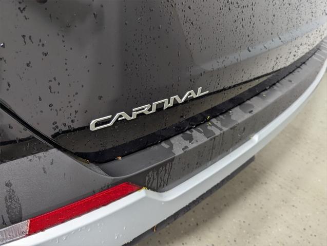 new 2025 Kia Carnival car, priced at $41,392