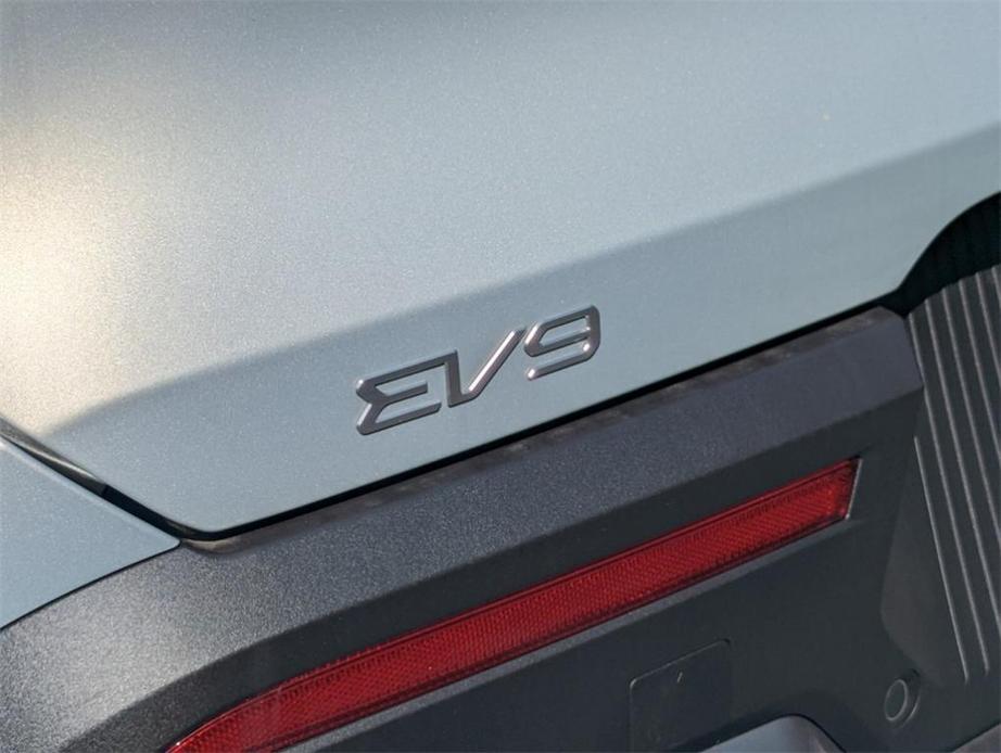 new 2024 Kia EV9 car, priced at $55,615