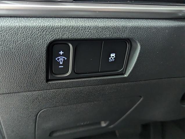 new 2025 Kia Sorento car, priced at $37,151