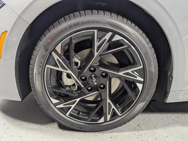 new 2025 Kia K5 car, priced at $31,645