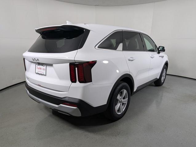 new 2025 Kia Sorento car, priced at $33,441