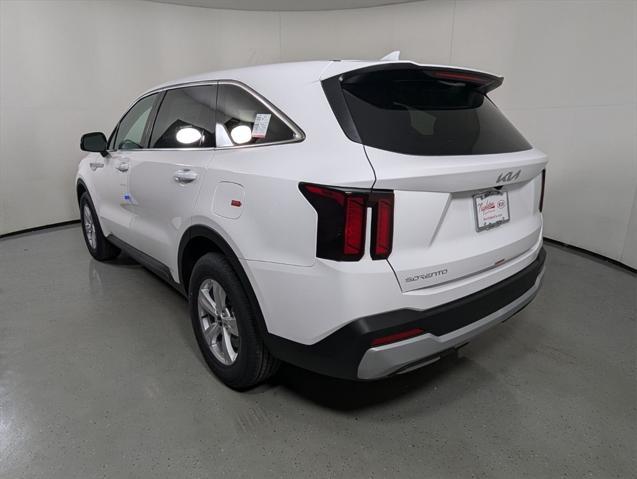 new 2025 Kia Sorento car, priced at $33,441