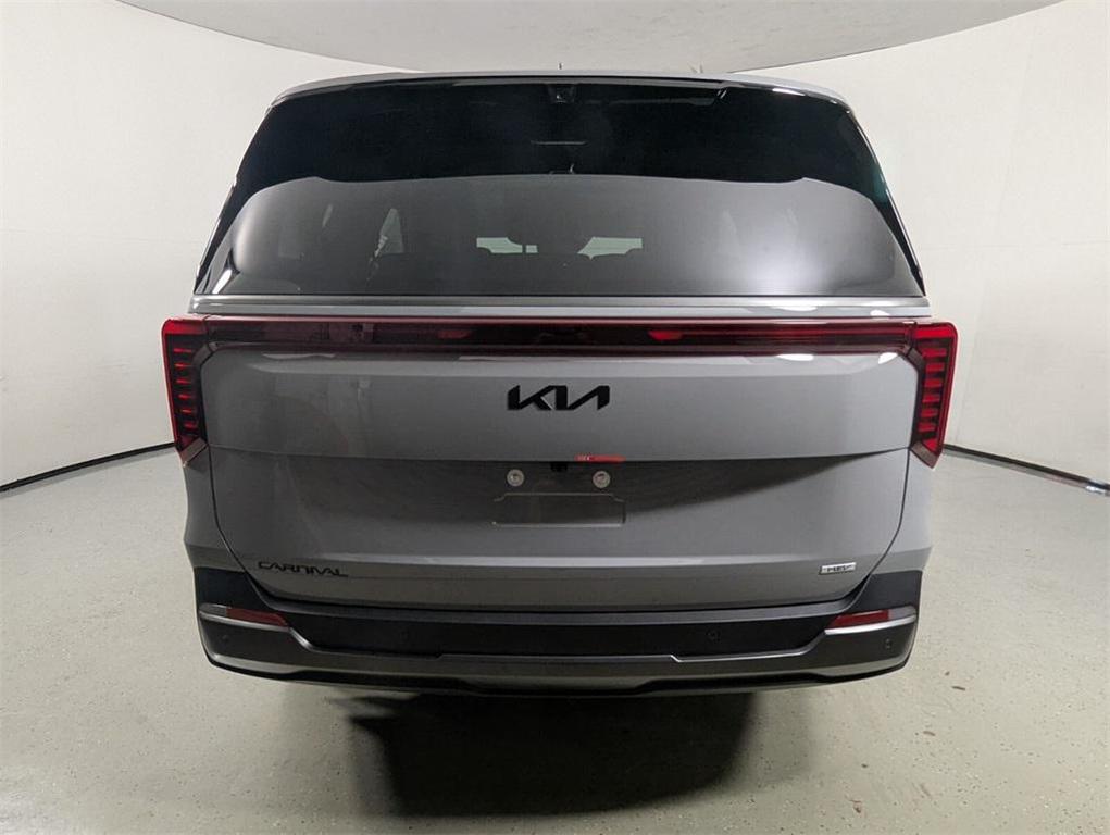 new 2026 Kia Carnival Hybrid car, priced at $53,381