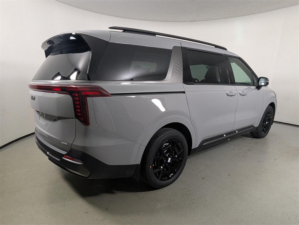 new 2026 Kia Carnival Hybrid car, priced at $53,381
