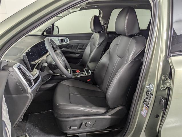 new 2025 Kia Sorento car, priced at $44,261