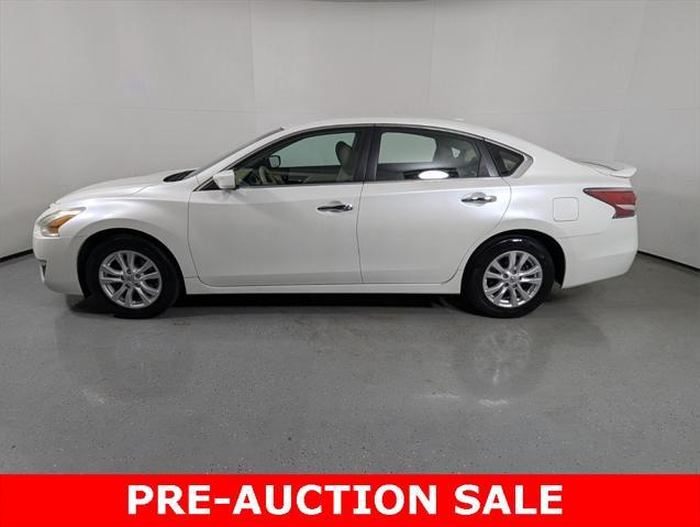 used 2014 Nissan Altima car, priced at $7,791