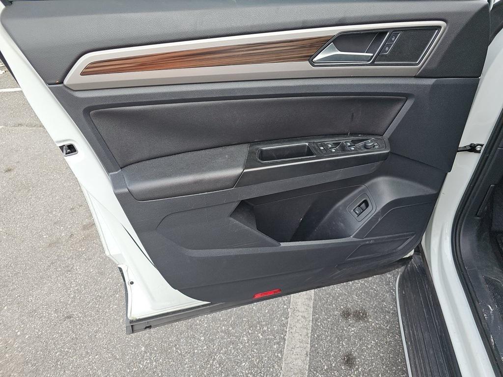 used 2021 Volkswagen Atlas car, priced at $16,995