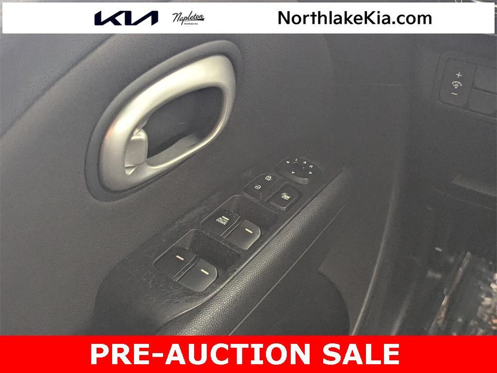 used 2015 Kia Soul car, priced at $8,991