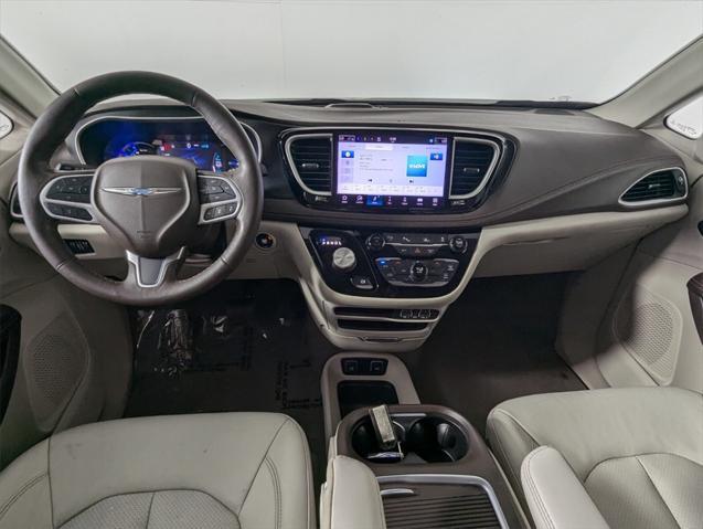 used 2021 Chrysler Pacifica Hybrid car, priced at $20,191