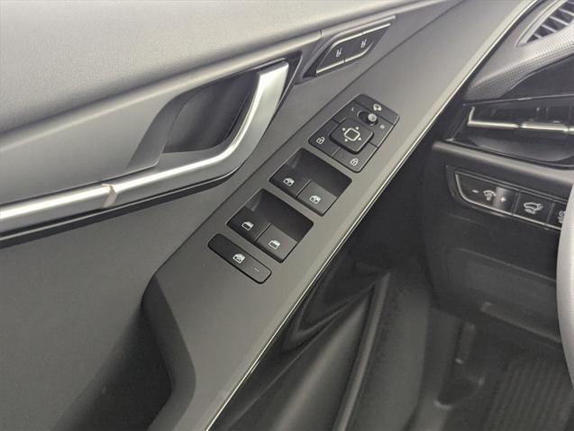 new 2025 Kia Niro car, priced at $34,805